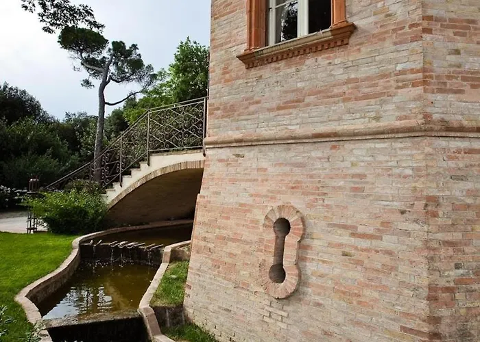 Castello Montegiove